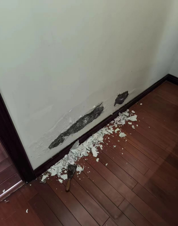 居住多层住宅，楼下邻居投诉漏水，如何诊断处理？