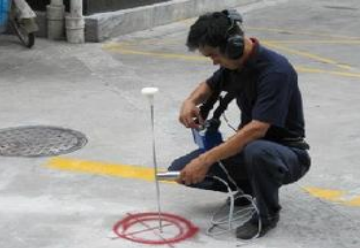 判断地下直埋管道漏水的方法